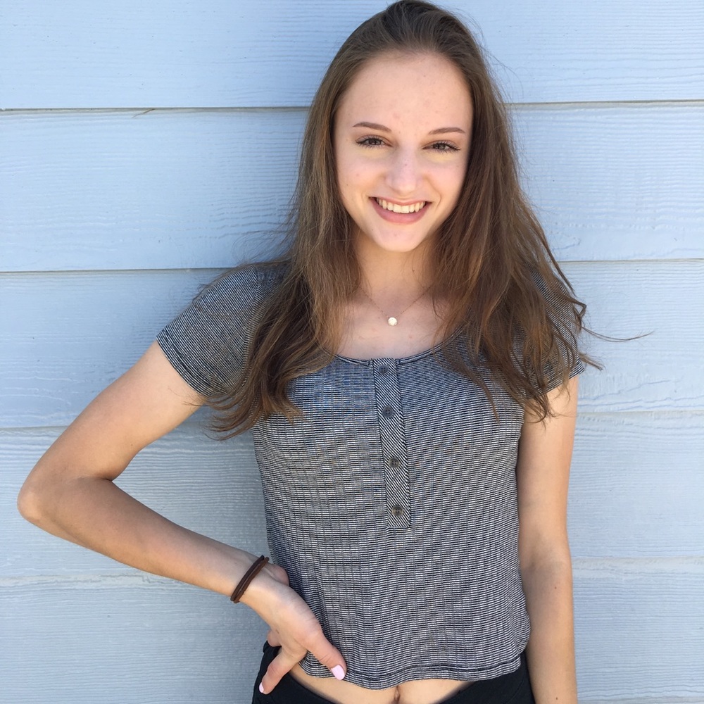 Meet your Posher, Julia